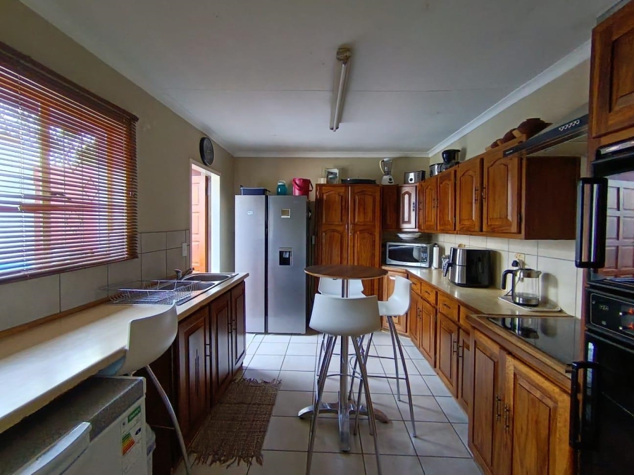 3 Bedroom Property for Sale in Pellissier Free State